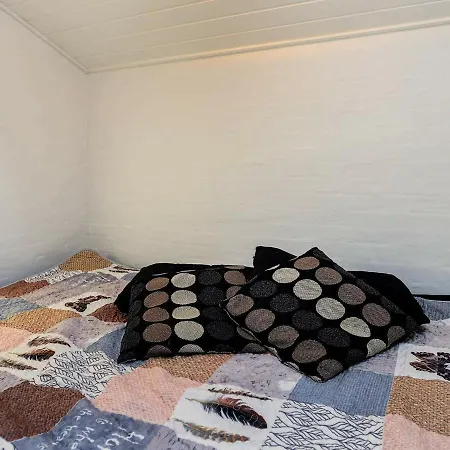 بيت للعطل Four-bedroom Holiday In Tranekaer 4 Skattebølle